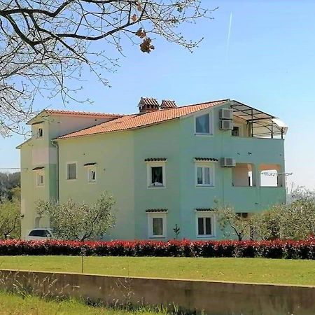 Apartmani Natasa Vrsar Exteriér fotografie