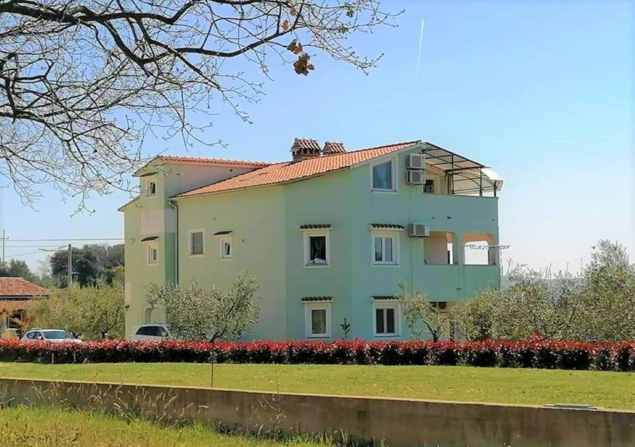 Apartmani Natasa Vrsar Exteriér fotografie